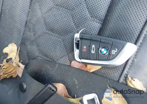 2022 BMW X3 M z USA, uszkodzony, nr VIN 5YM13EC06N9M58561